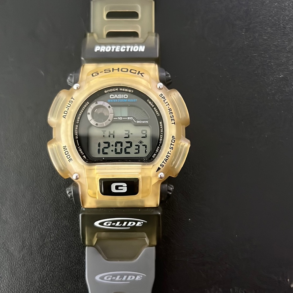 G-Shock DW-9000